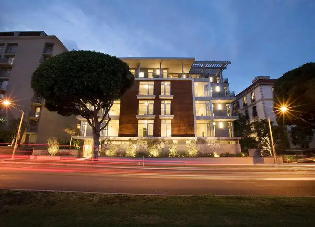 Photo of 9265 Burton Way, Beverly Hills, CA 90210