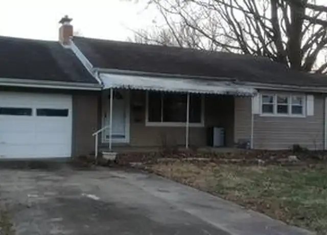 Property at 2328 E Manchester St, Springfield, MO, 65804, 3 beds, 2 baths, [object Object]