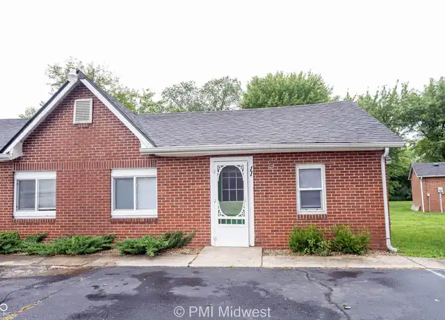 Property at 2142 W US Highway 40, Greenfield, IN, 46140, 1 bed, 1 bath, [object Object]