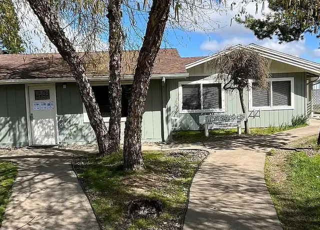 Property at Churchill Village - 3659 W 18th Ave, Eugene, OR, 97402, 0-2 beds, 1 bath, [object Object]