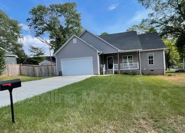 Property at 5 Lombard Ln, Greenville, SC, 29605, 3 beds, 2 baths, [object Object]