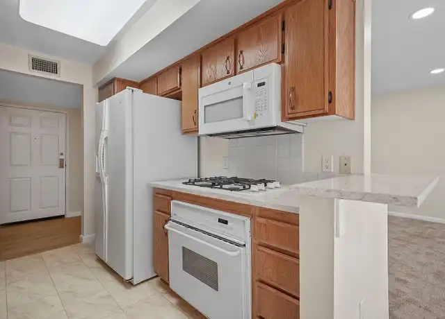 Property at 4501 Cedros Ave #218, Sherman Oaks, CA, 91403, 3 beds, 3 baths, [object Object]