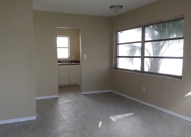 Property at 38483 County Road 54 #5, Zephyrhills, FL, 33542, 2 beds, 1 bath, [object Object]