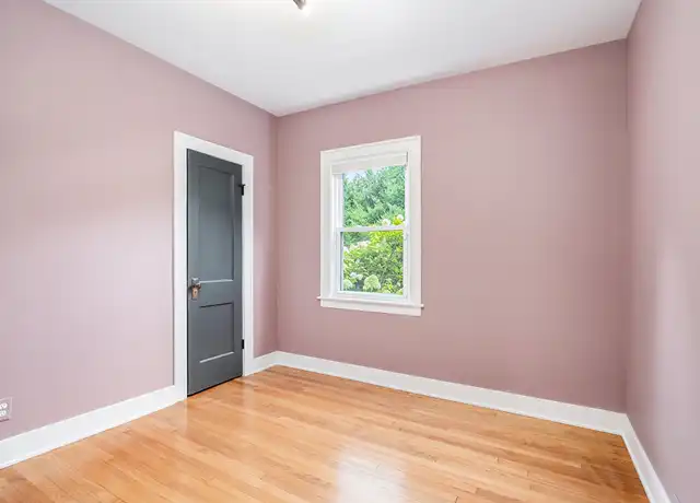 Property at 1116 Veto St NW, Grand Rapids, MI, 49504, 4 beds, 2 baths, [object Object]