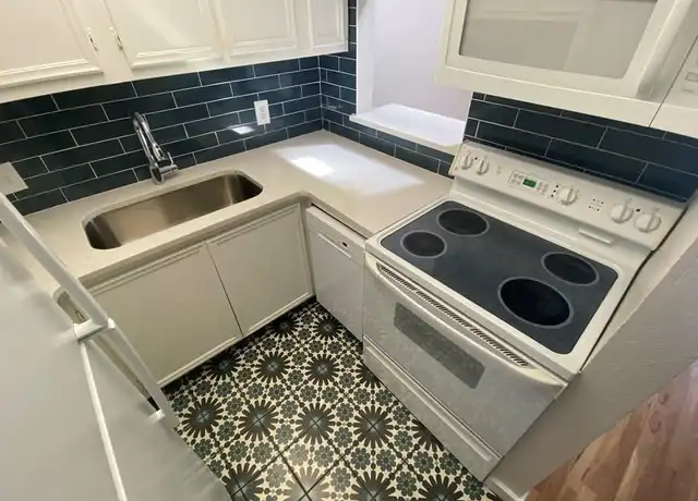 Property at 3506 Speedway #304, Austin, TX, 78705, 2 beds, 1 bath, [object Object]