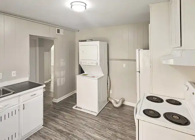 Property at 580 Holly St NW Unit B, Atlanta, GA, 30318, 3 beds, 1 bath, [object Object]
