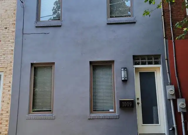 Property at 1009 S Chadwick St, Philadelphia, PA, 19146, 2 beds, 1.5 baths, [object Object]
