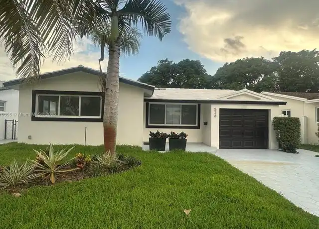 Property at 526 S Rainbow Dr, Hollywood, FL, 33021, 3 beds, 3 baths, [object Object]