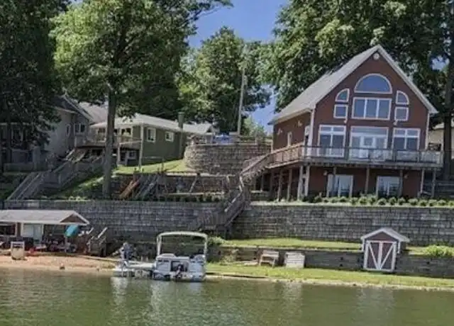 Property at 275 St Marys Lake Rd, Battle Creek, MI, 49017, 4 beds, 3 baths, [object Object]