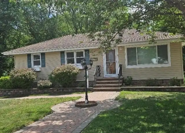 Property at 279 Ramapo St, Pompton Lakes, NJ, 07442, 3 beds, 2 baths, [object Object]