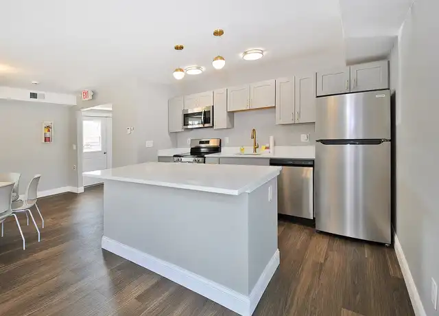 Property at Warren Woods - 4385 Frazho Rd, Warren, MI, 48091, 1 bed, 1 bath, [object Object]