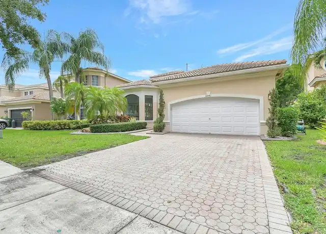 Property at 6041 SW 195th Ave, Fort Lauderdale, FL, 33332, 3 beds, 2.5 baths, [object Object]