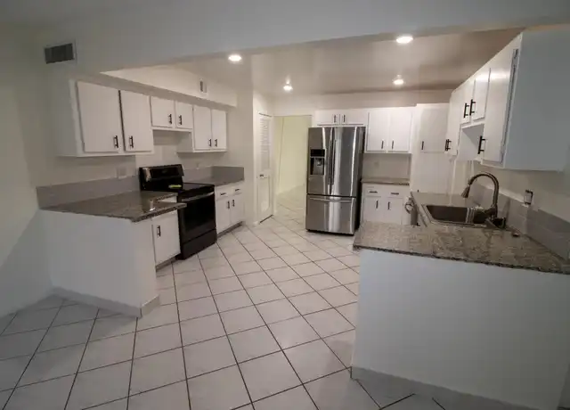 Property at 3115 Coral Hills Dr Unit D2, Coral Springs, FL, 33065, 3 beds, 2 baths, [object Object]