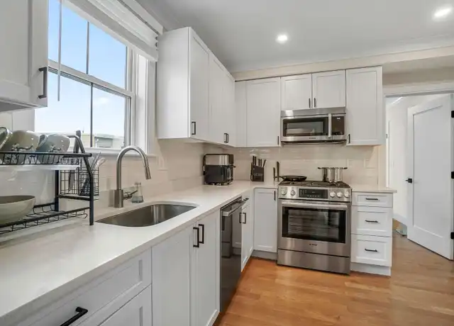 Property at 32 Blaine St Unit 3, Boston, MA, 02134, 2 beds, 1 bath, [object Object]