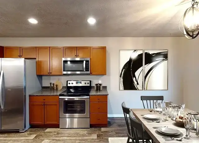 Property at 3800 - 3408 N Oklahoma - 3800 Oklahoma Ave, Sioux Falls, SD, 57107, 3 beds, 2.5 baths, [object Object]