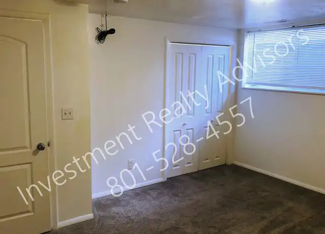 Property at 574 E 200 S, Kaysville, UT, 84037, 2 beds, 1 bath, [object Object]