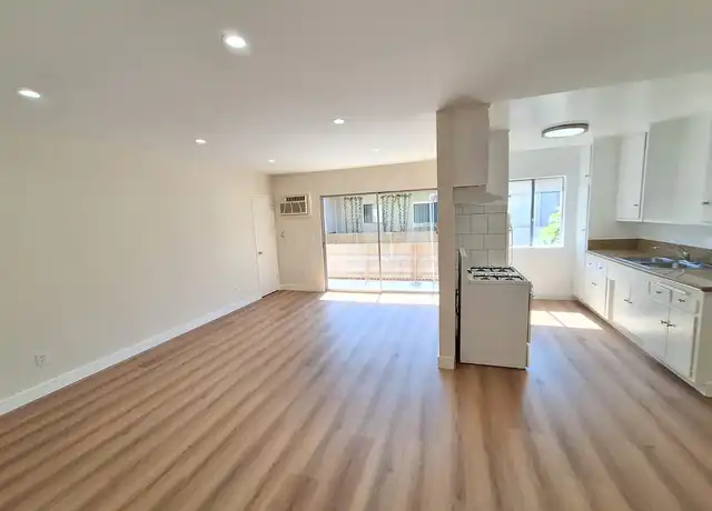 Property at Oxnard Gardens - 14015 Oxnard St, Van Nuys, CA, 91401, 2 beds, 2 baths, [object Object]