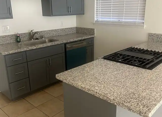 Property at 3005 Carver Rd Unit 3005, Modesto, CA, 95350, 2 beds, 1 bath, [object Object]