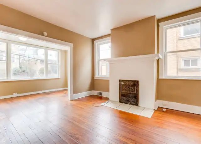Property at 424 Hays Ave Apt 1, Pittsburgh, PA, 15210, 2 beds, 1 bath, [object Object]