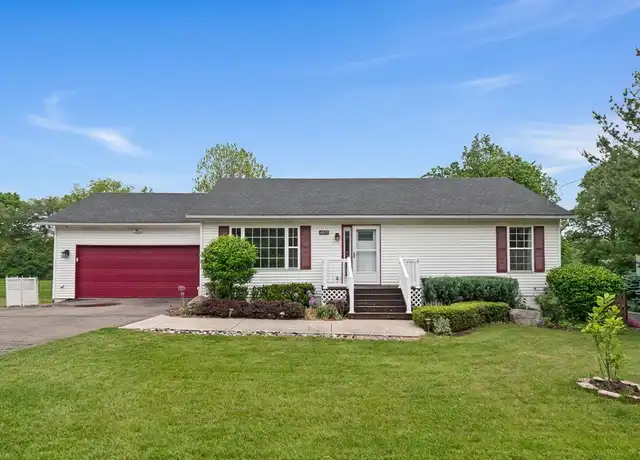 Property at 2615 Glenrose St, Auburn Hills, MI, 48326, 3 beds, 2.5 baths, [object Object]