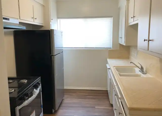 Property at 11686 Darlington Ave Unit 02, Los Angeles, CA, 90049, 1 bed, 1 bath, [object Object]