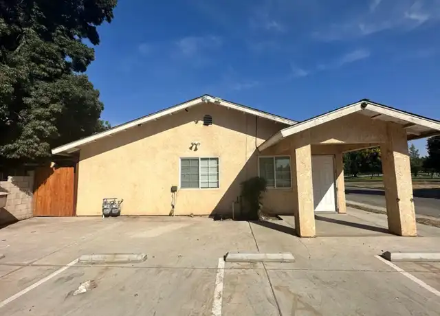 Property at 438 Willow Dr Unit B, Bakersfield, CA, 93308, 3 beds, 2 baths, [object Object]