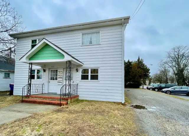 Property at 521 E Broad St Apt B, Millville, NJ, 08332, 1 bed, 1 bath, [object Object]