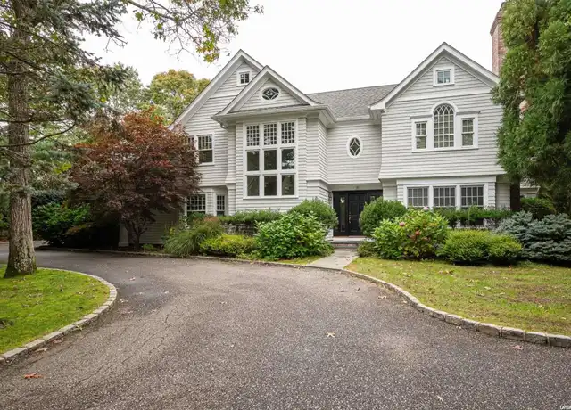 Property at 4 Candace Dr, East Quogue, NY, 11942, 6 beds, 6.5 baths, [object Object]
