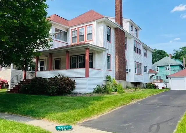 Property at 414 Lovell St Unit 2, Worcester, MA, 01602, 2 beds, 1 bath, [object Object]
