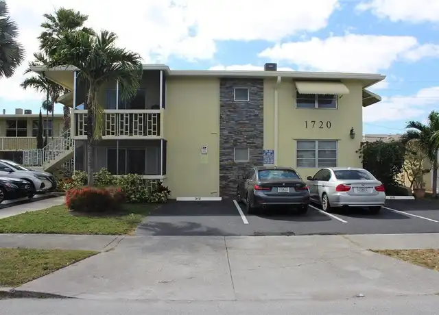 Property at 1720 Funston St #209, Hollywood, FL, 33020, 1 bed, 1 bath, [object Object]