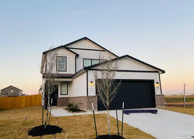 Property at 2156 Griffith Dr, Seguin, TX, 78155, 4 beds, 2.5 baths, [object Object]