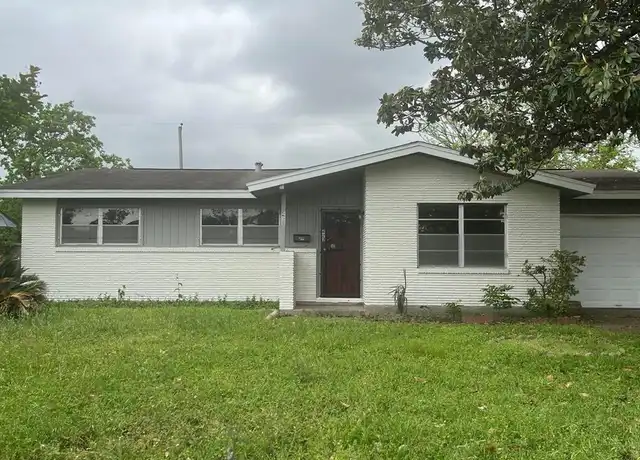 Property at 423 W Troy Rd, Houston, TX, 77091, 3 beds, 1 bath, [object Object]