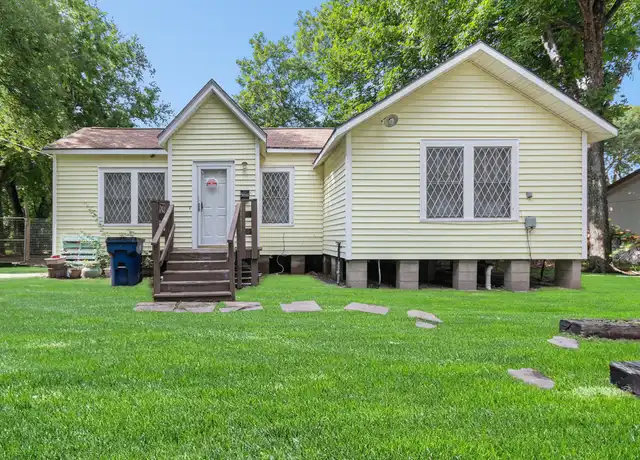 Property at 2322 1st Ave N, Texas City, TX, 77590, 3 beds, 1 bath, [object Object]