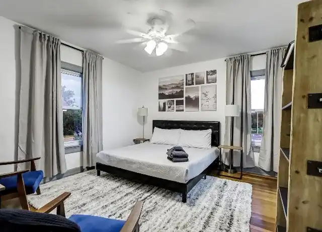Property at 136 Phelps St, Jacksonville, FL, 32206, 2 beds, 1 bath, [object Object]