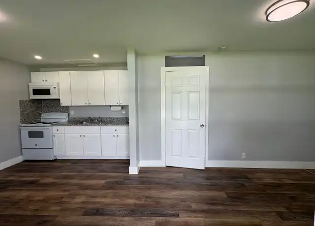 Property at 2309 Madison St Unit 2321-3, Hollywood, FL, 33020, 1 bed, 1 bath, [object Object]