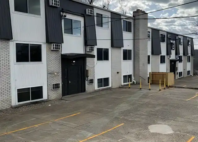 Property at 777 Riverview Ter, Rochester, PA, 15074, 1 bed, 1 bath, [object Object]