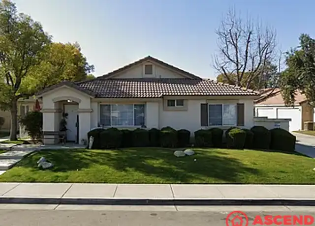 Property at 4307 Pebble Creek Dr Unit D, Bakersfield, CA, 93312, 3 beds, 2 baths, [object Object]