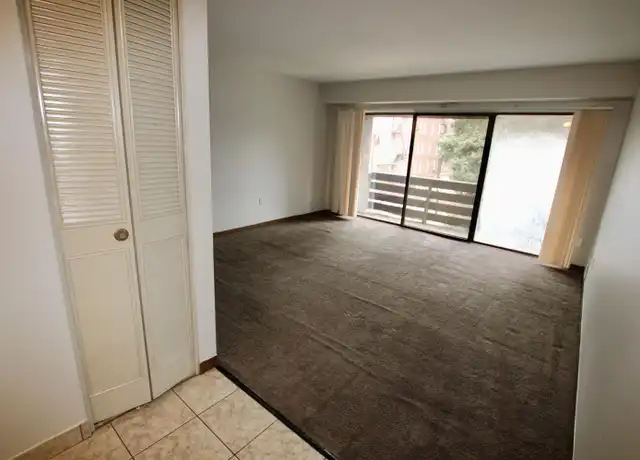 Property at 501 Mifflin Ave Unit 8, Pittsburgh, PA, 15221, 1 bed, 1 bath, [object Object]