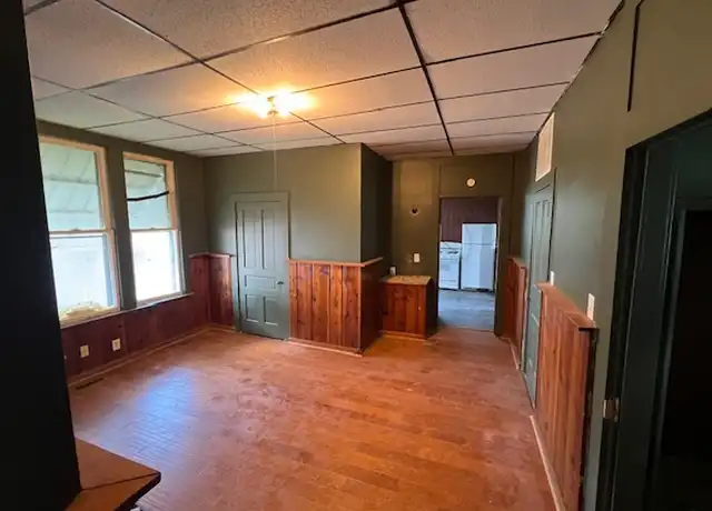 Property at 3303 Claremont Ave Unit 2, Evansville, IN, 47712, 1 bed, 1 bath, [object Object]