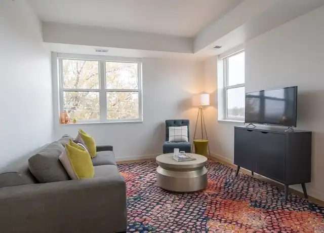 Property at 35 Syndicate St S Unit 302, St Paul, MN, 55105, 1 bed, 1 bath, [object Object]