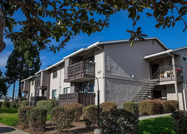 Photo of 425 W Laurel Dr, Salinas, CA 93906
