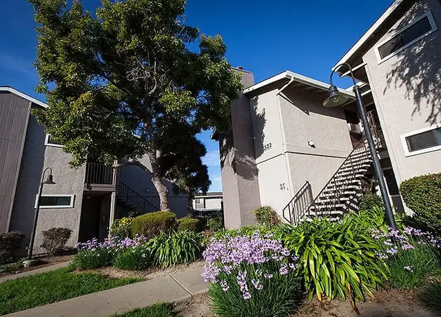 Photo of 425 W Laurel Dr, Salinas, CA 93906