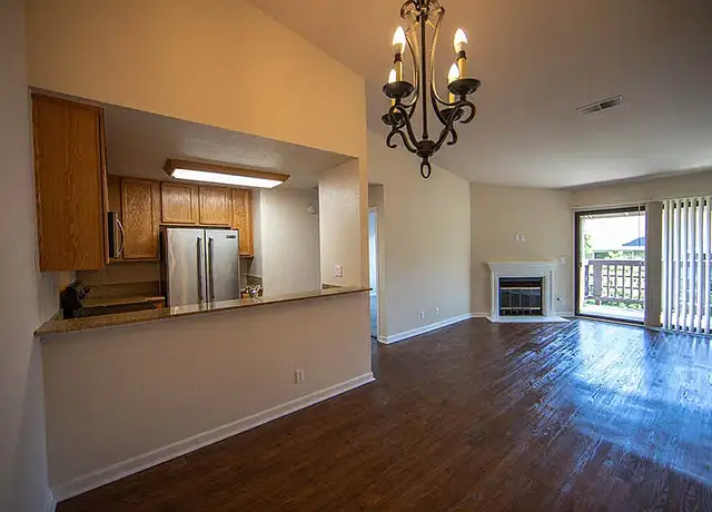 Photo of 425 W Laurel Dr, Salinas, CA 93906