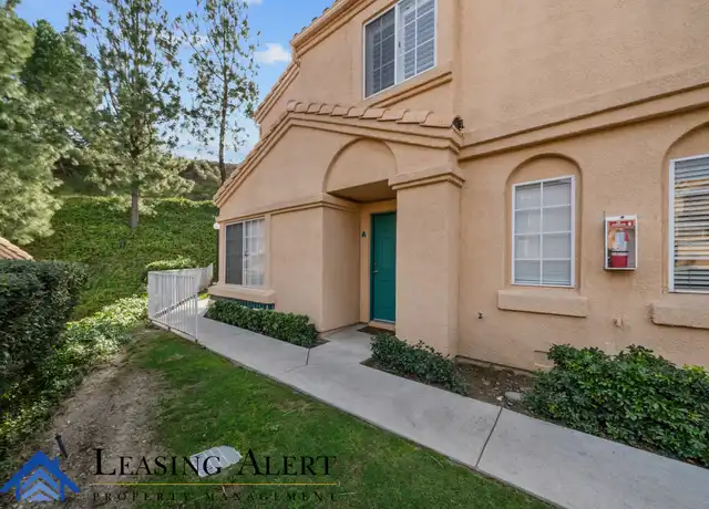 Property at 18738 Vista del Canon Unit A, Newhall, CA, 91321, 3 beds, 2.5 baths, [object Object]