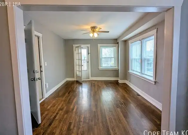 Property at 201 W 38th St Unit 201-1E, Kansas City, MO, 64111, 2 beds, 1 bath, [object Object]
