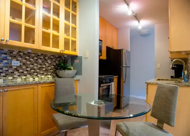 Property at Artista 55 - 5525 N Winthrop Ave, Chicago, IL, 60640, 0-1 beds, 1 bath, [object Object]