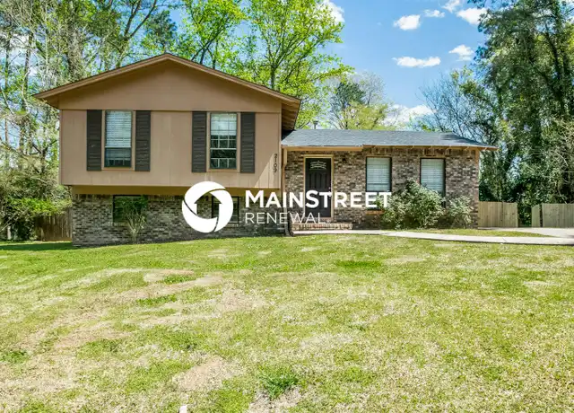 Property at 2109 Pershing Rd, Birmingham, AL, 35214, 3 beds, 2 baths, [object Object]