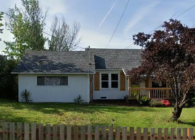Property at 3232 Lone Pine Rd, Medford, OR, 97504, 3 beds, 1.5 baths, [object Object]