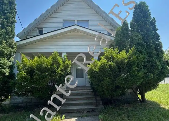 Property at 1123 Hamilton St, Toledo, OH, 43607, 3 beds, 1 bath, [object Object]