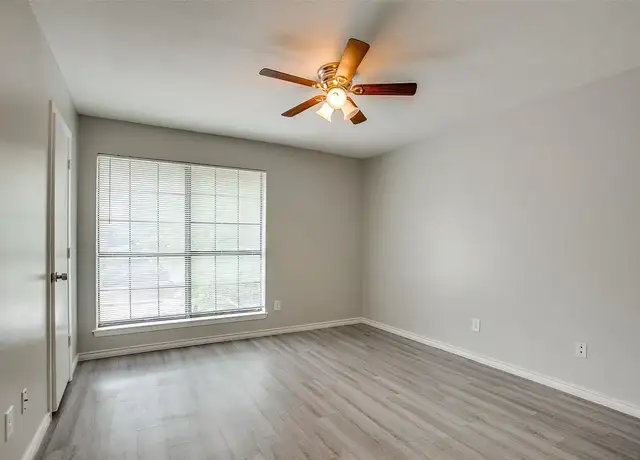 Photo of 1939 Cranford Dr, Garland, TX 75041